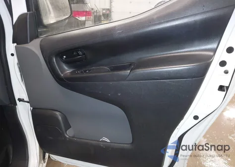 2016 Nissan Nv200 Sv z USA, uszkodzony, nr VIN 3N6CM0KN1GK701088